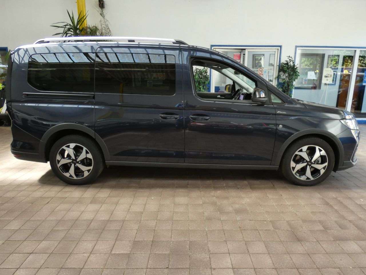 2023 FORD GRAND TOURNEO CONNECT 2023 FORD GRAND TOURNEO CONNECT