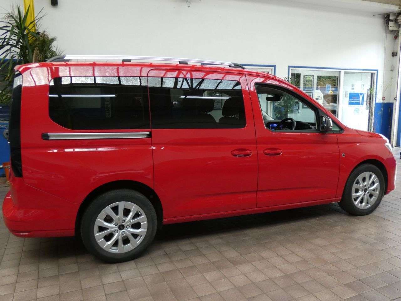 2024 FORD GRAND TOURNEO CONNECT 2024 FORD GRAND TOURNEO CONNECT