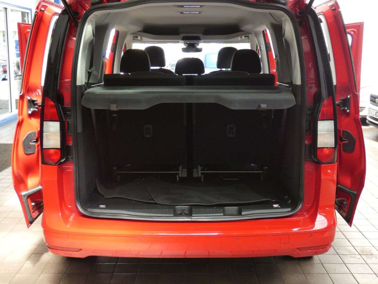 2024 FORD GRAND TOURNEO CONNECT 2024 FORD GRAND TOURNEO CONNECT
