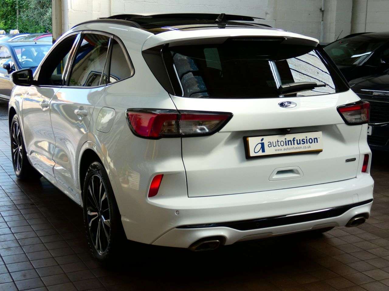 A 2023 FORD KUGA 2.5h Duratec ST-Line X Edition SUV 5dr Petrol Hybrid CVT Euro 6 (s/s) (190 A 2023 FORD KUGA 2.5h Duratec ST-Line X Edition SUV 5dr Petrol Hybrid CVT Euro 6 (s/s) (190