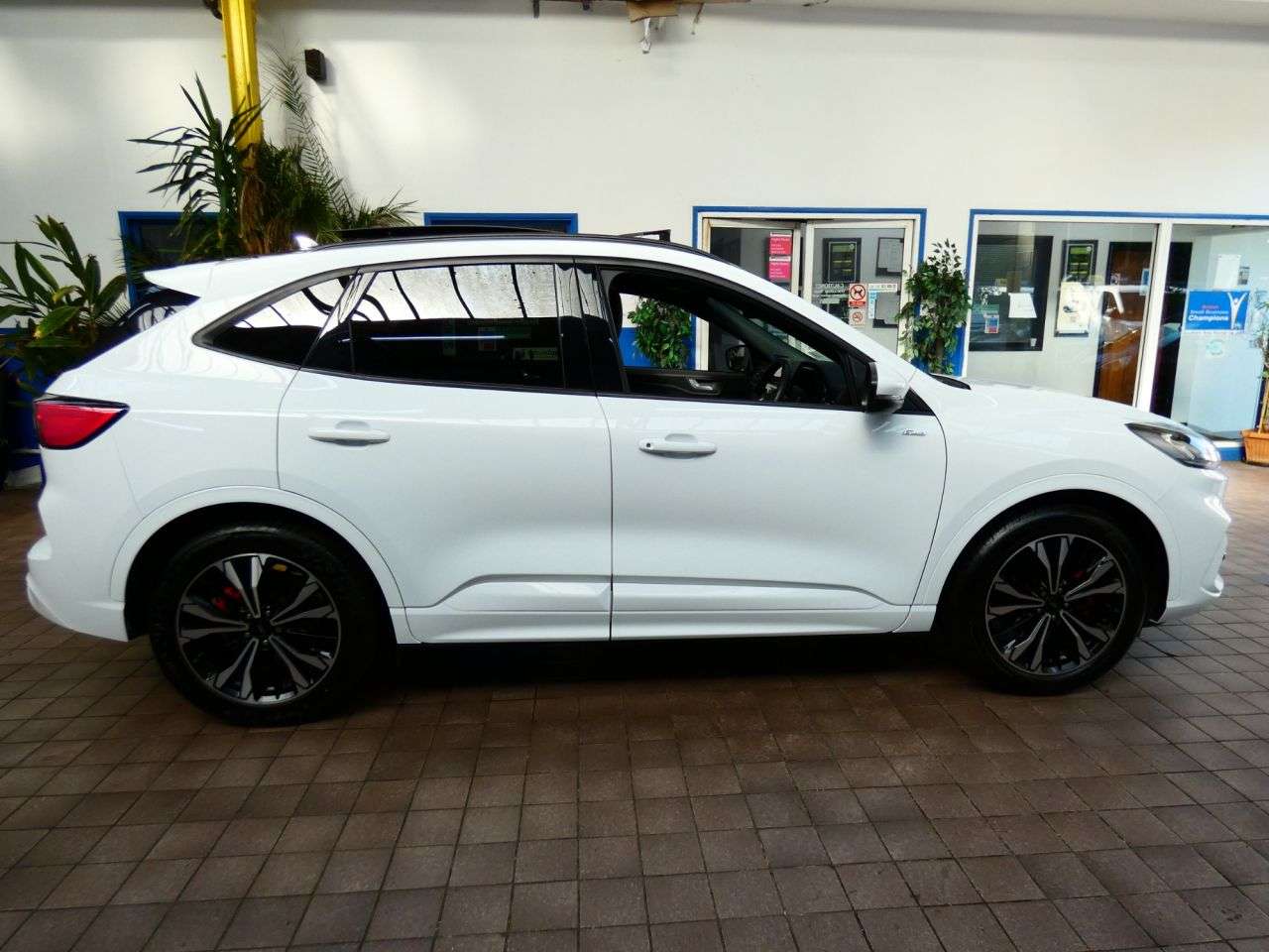2023 FORD KUGA 2023 FORD KUGA