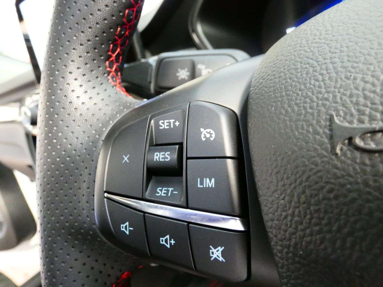 2023 FORD KUGA 2023 FORD KUGA