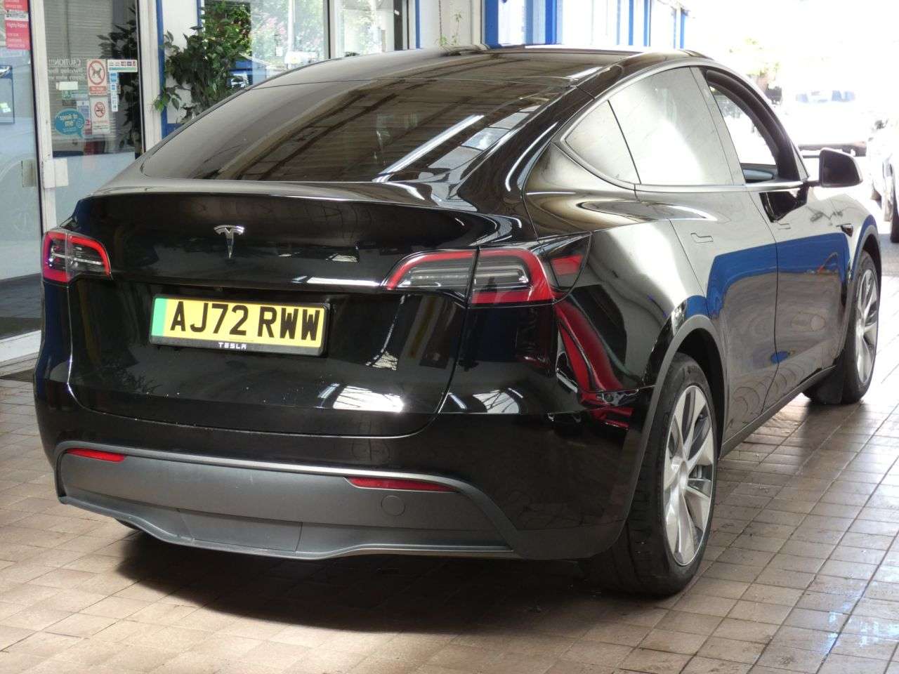 2022 TESLA MODEL Y 2022 TESLA MODEL Y