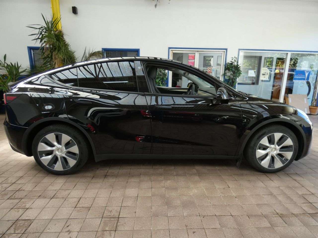 2022 TESLA MODEL Y 2022 TESLA MODEL Y