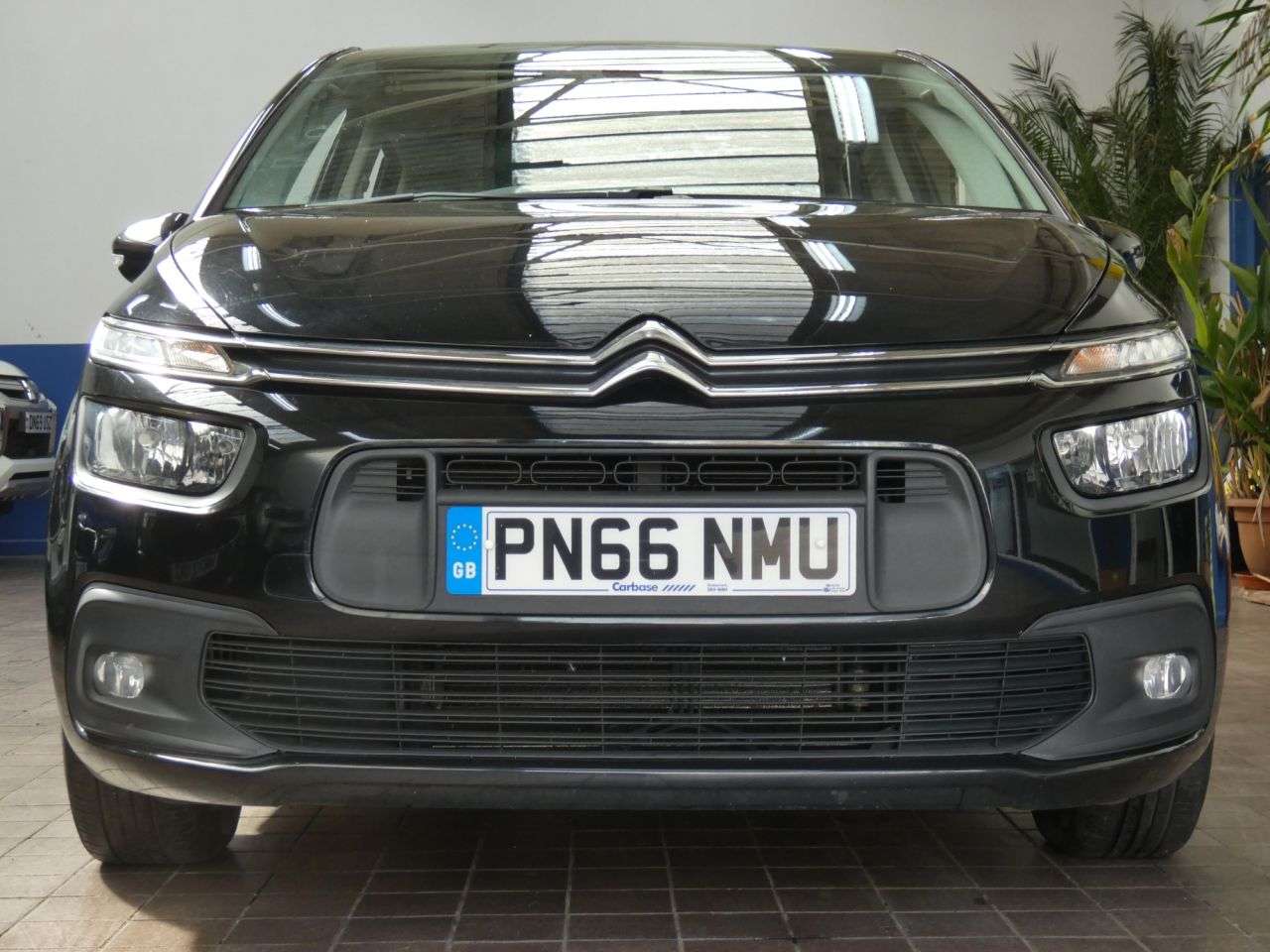 A 2016 CITROEN C4 PICASSO 1.6 BlueHDi Touch Edition MPV 5dr Diesel Manual Euro 6 (s/s) (100 ps) LOW M A 2016 CITROEN C4 PICASSO 1.6 BlueHDi Touch Edition MPV 5dr Diesel Manual Euro 6 (s/s) (100 ps) LOW M