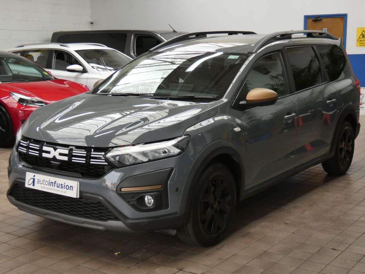 A 2024 DACIA JOGGER 1.6 Hybrid EXTREME MPV 5dr Petrol Hybrid Auto Euro 6 (s/s) (140 ps) GENUINE A 2024 DACIA JOGGER 1.6 Hybrid EXTREME MPV 5dr Petrol Hybrid Auto Euro 6 (s/s) (140 ps) GENUINE