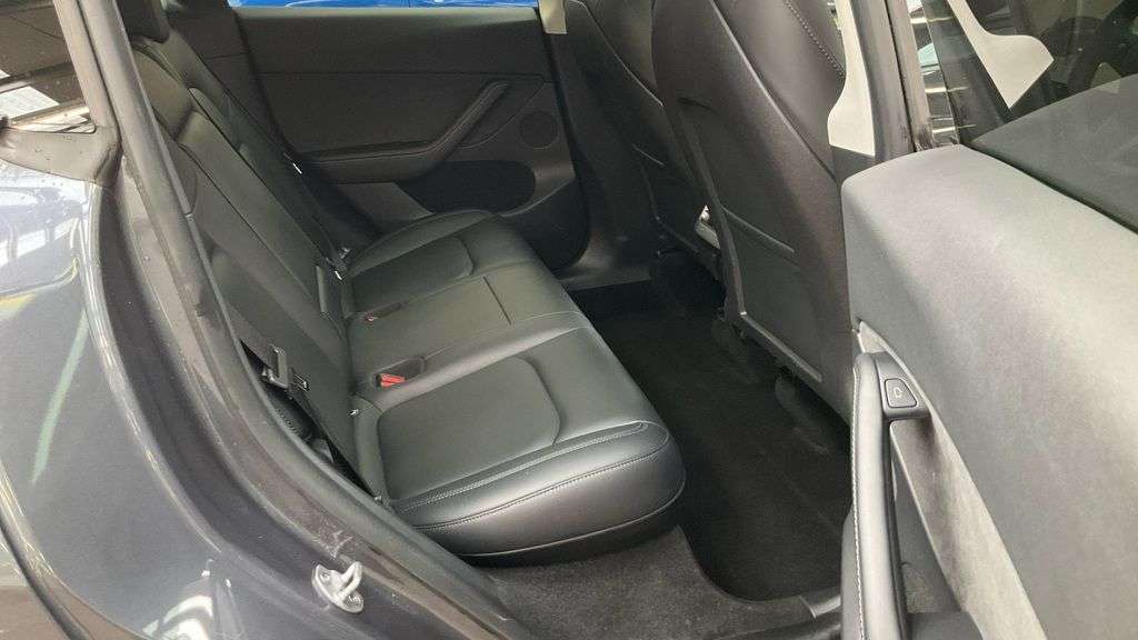 2023 TESLA MODEL Y 2023 TESLA MODEL Y