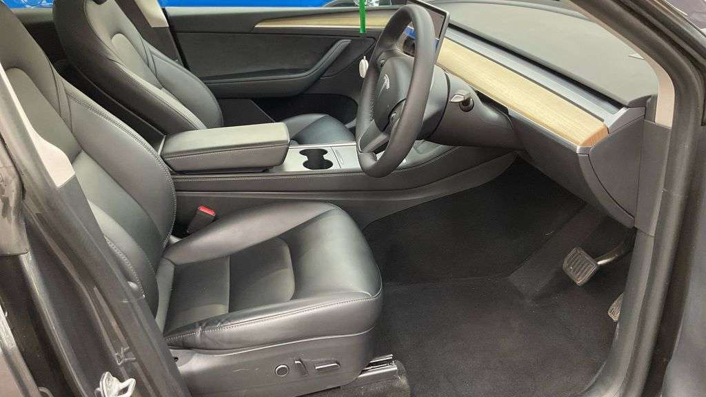 2023 TESLA MODEL Y 2023 TESLA MODEL Y