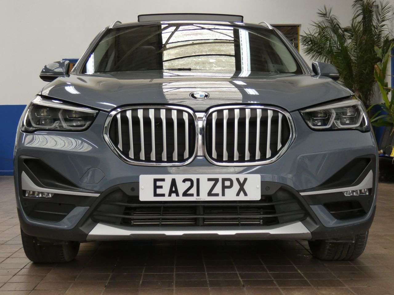 A 2021 BMW X1 2.0 20i xLine SUV 5dr Petrol Auto xDrive Euro 6 (s/s) (178 ps) BIG SPEC TEC A 2021 BMW X1 2.0 20i xLine SUV 5dr Petrol Auto xDrive Euro 6 (s/s) (178 ps) BIG SPEC TEC