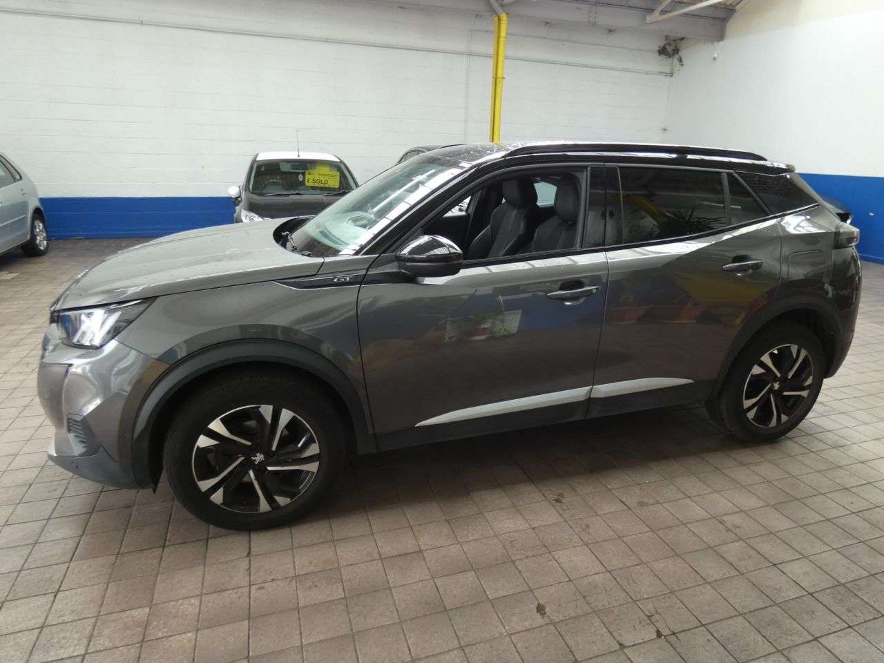 2023 PEUGEOT 2008 2023 PEUGEOT 2008