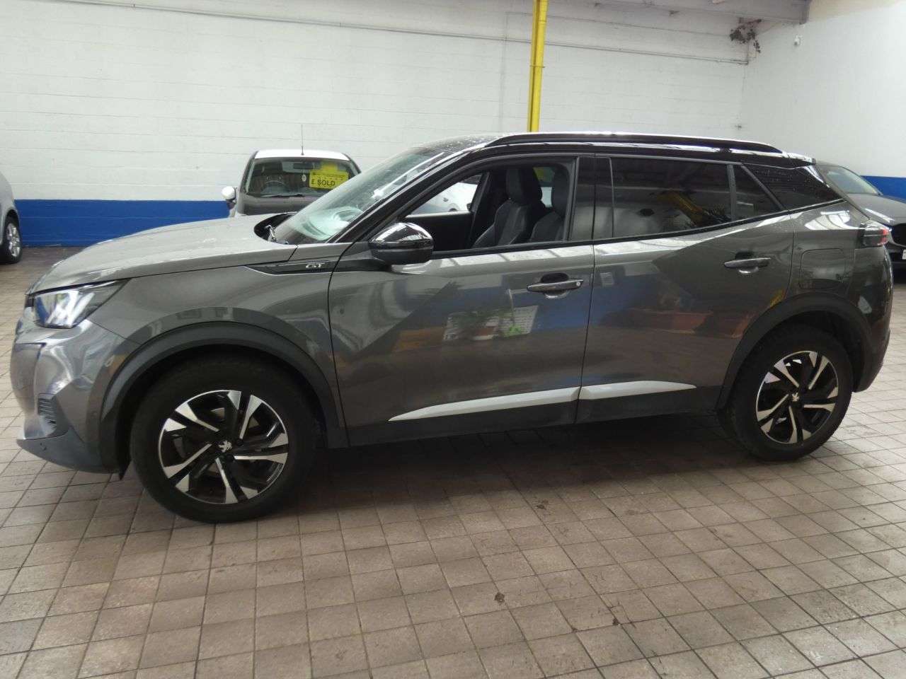 2023 PEUGEOT 2008 2023 PEUGEOT 2008