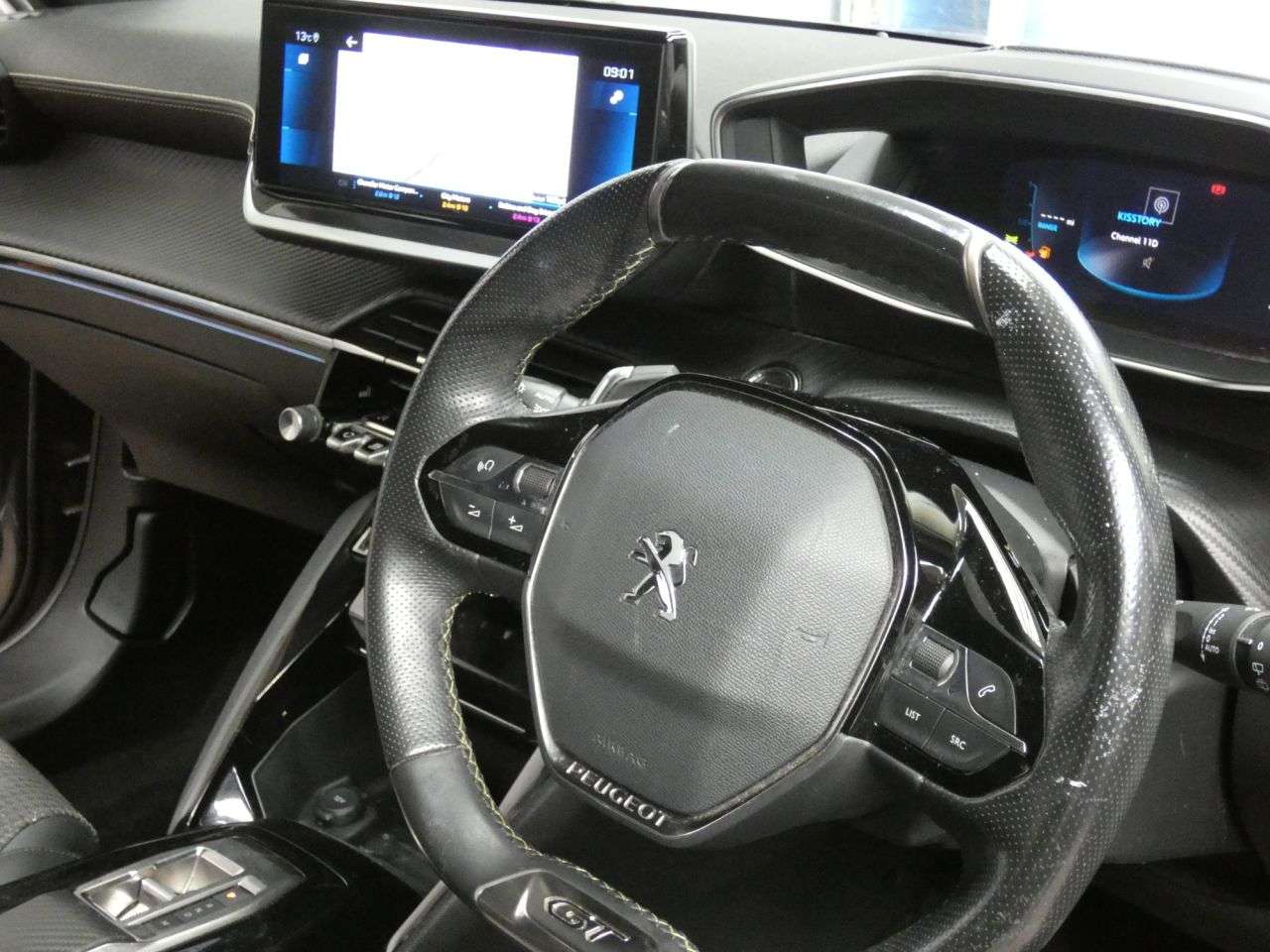 2023 PEUGEOT 2008 2023 PEUGEOT 2008