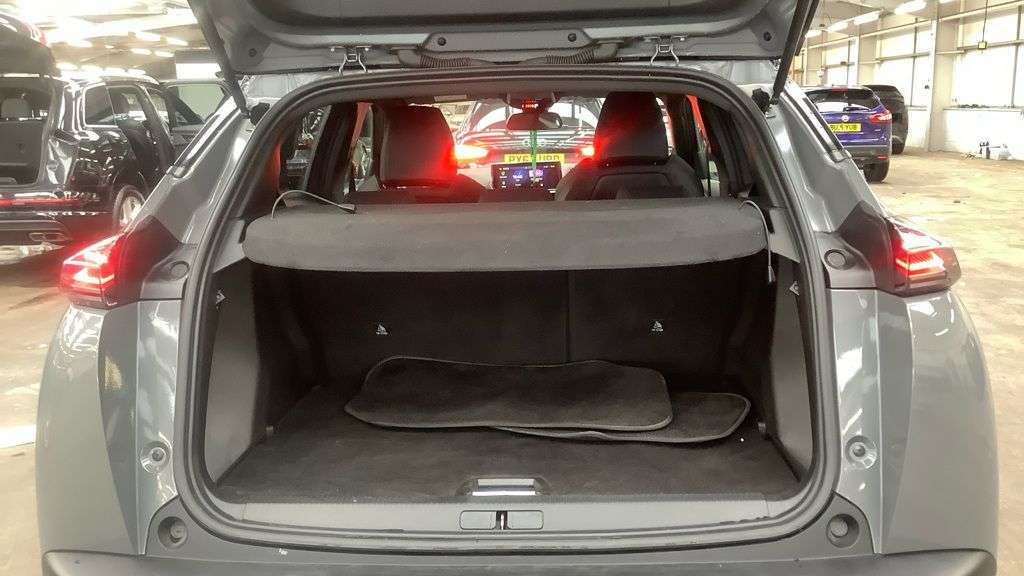 2025 PEUGEOT 2008 2025 PEUGEOT 2008