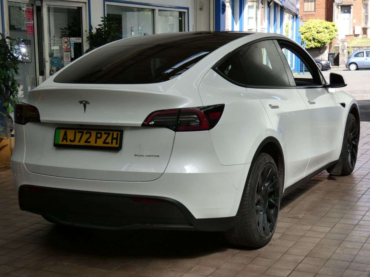 2022 TESLA MODEL Y 2022 TESLA MODEL Y