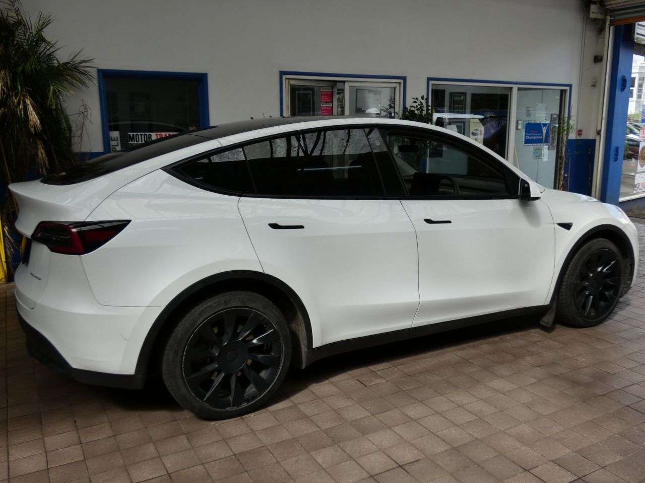 2022 TESLA MODEL Y 2022 TESLA MODEL Y