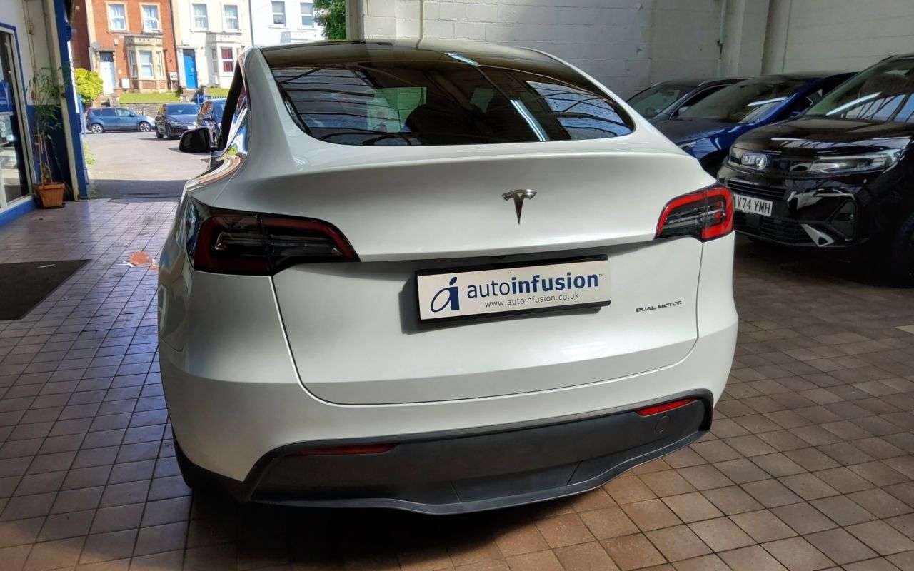 2022 TESLA MODEL Y 2022 TESLA MODEL Y