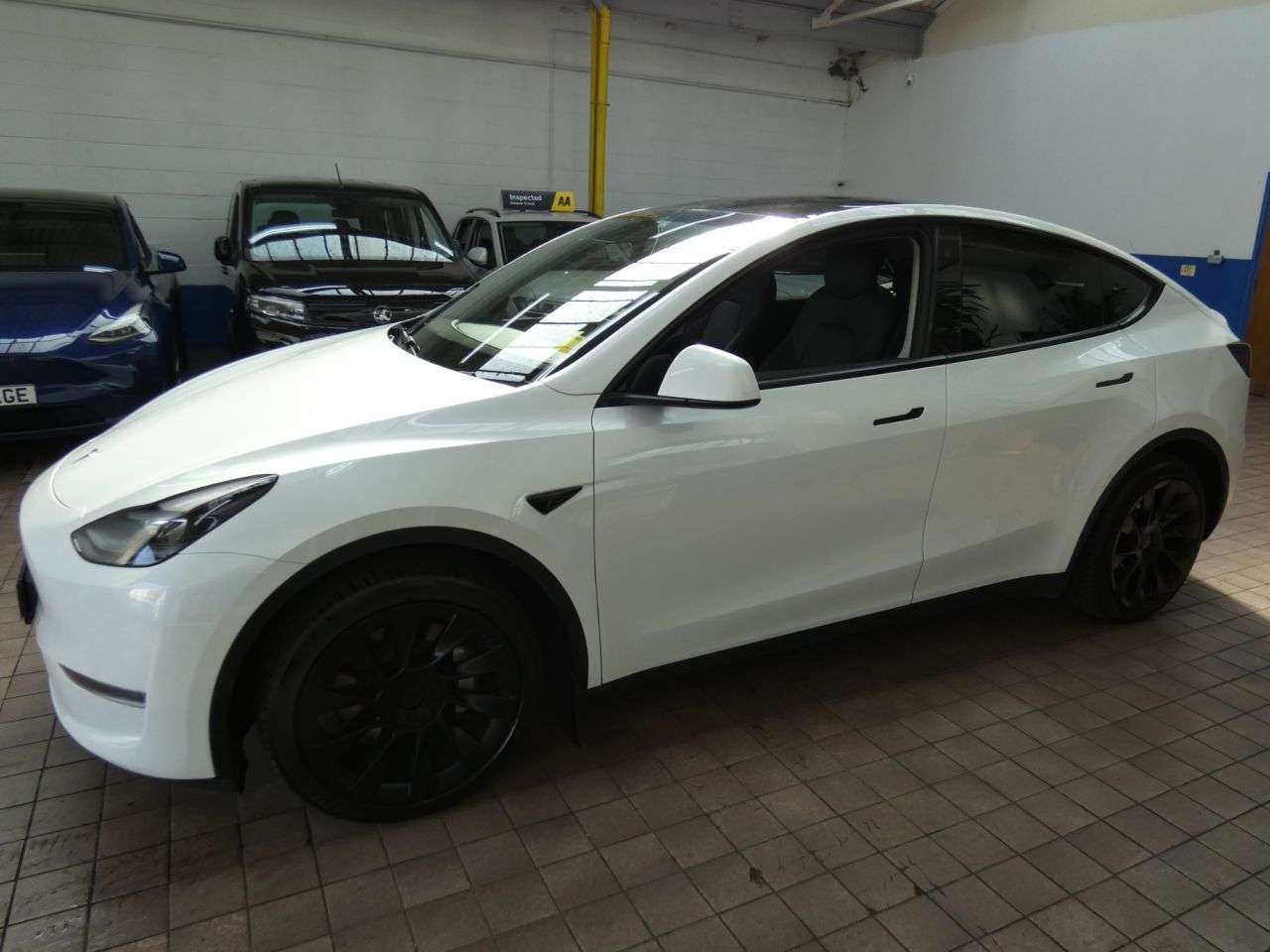 2022 TESLA MODEL Y 2022 TESLA MODEL Y