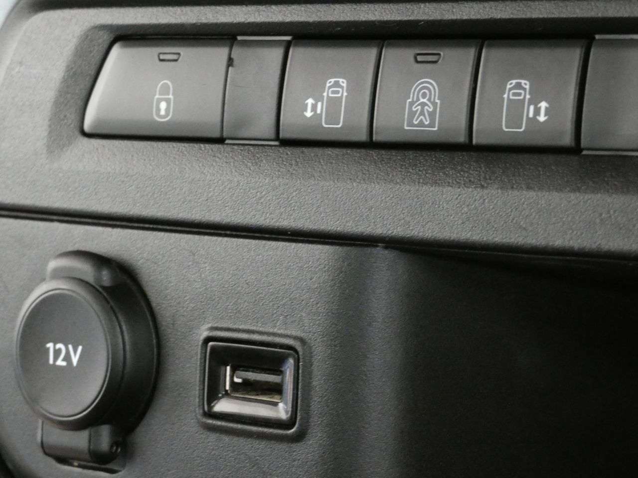 2022 VAUXHALL VIVARO LIFE ELECTRIC 2022 VAUXHALL VIVARO LIFE ELECTRIC