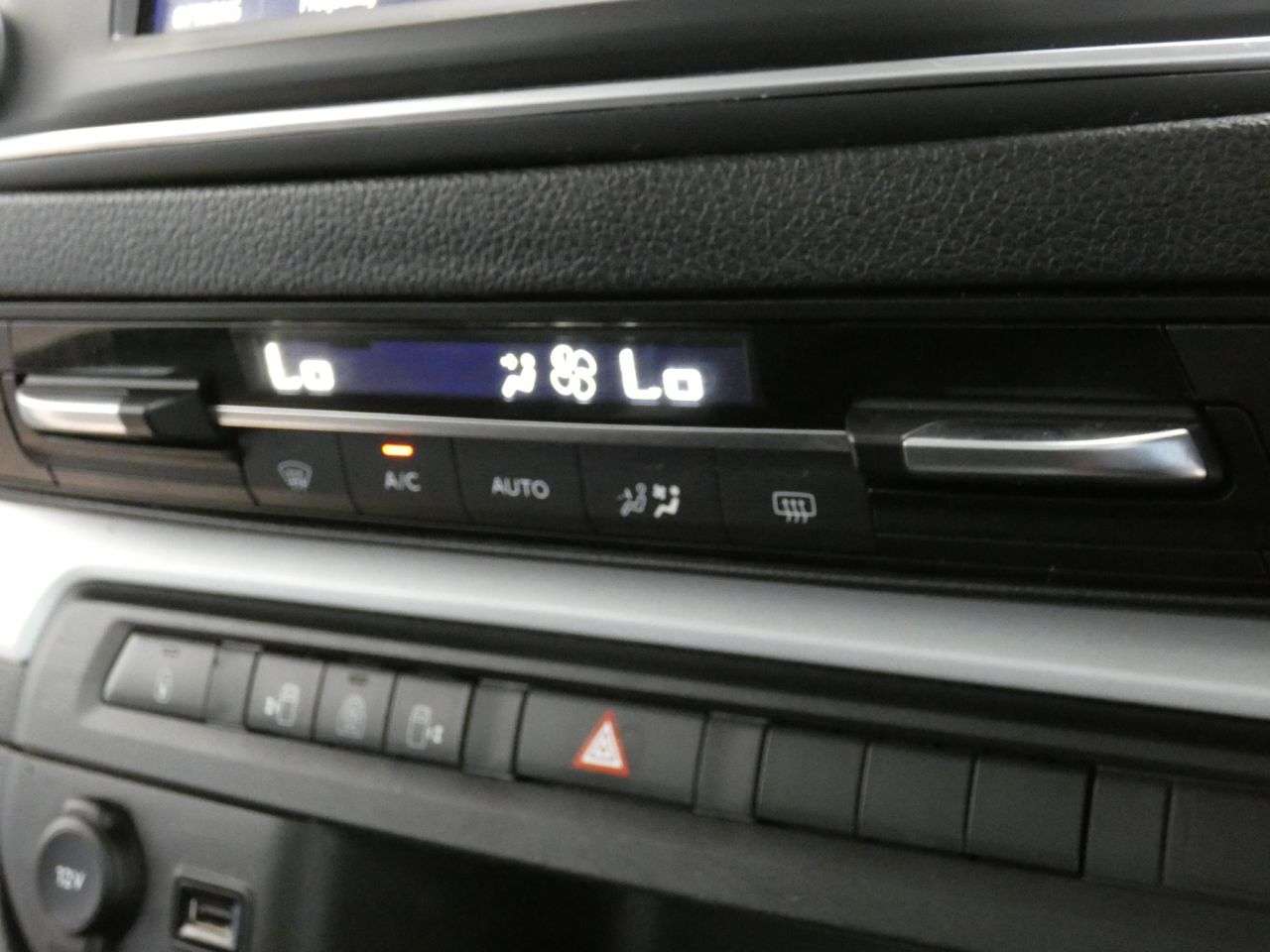 2022 VAUXHALL VIVARO LIFE ELECTRIC 2022 VAUXHALL VIVARO LIFE ELECTRIC