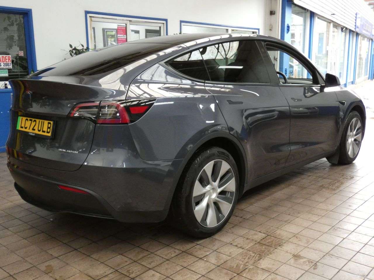 2022 TESLA MODEL Y 2022 TESLA MODEL Y
