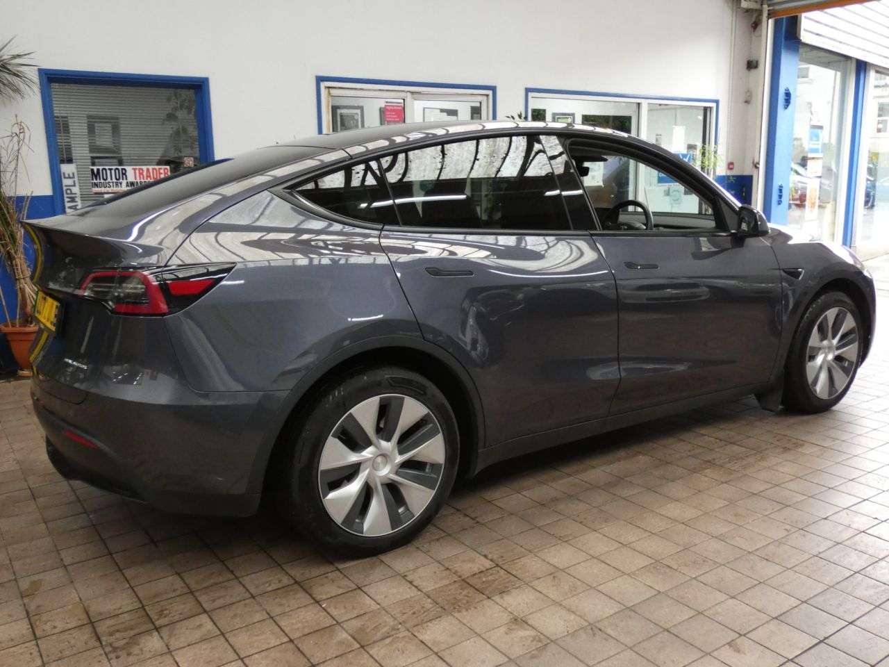 2022 TESLA MODEL Y 2022 TESLA MODEL Y