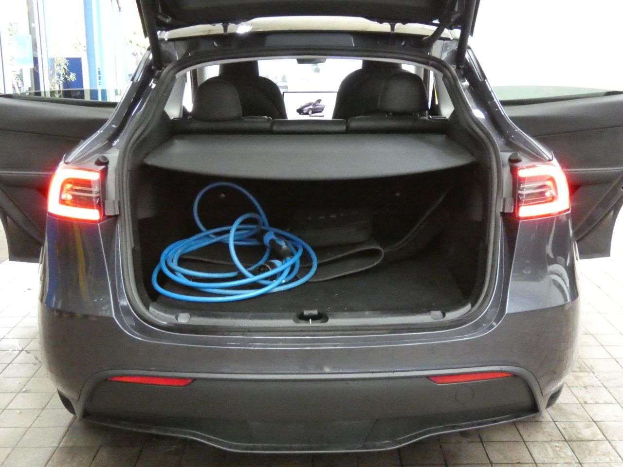 2022 TESLA MODEL Y 2022 TESLA MODEL Y