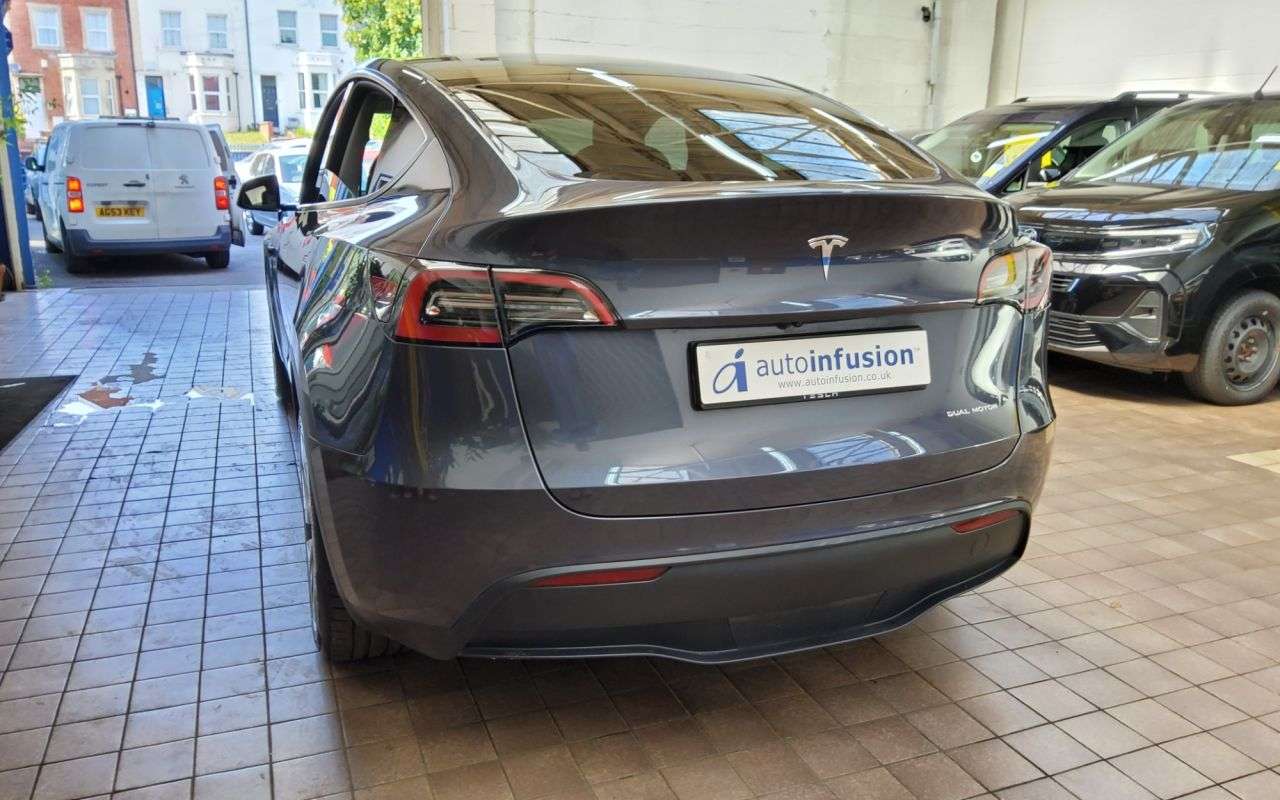 2022 TESLA MODEL Y 2022 TESLA MODEL Y