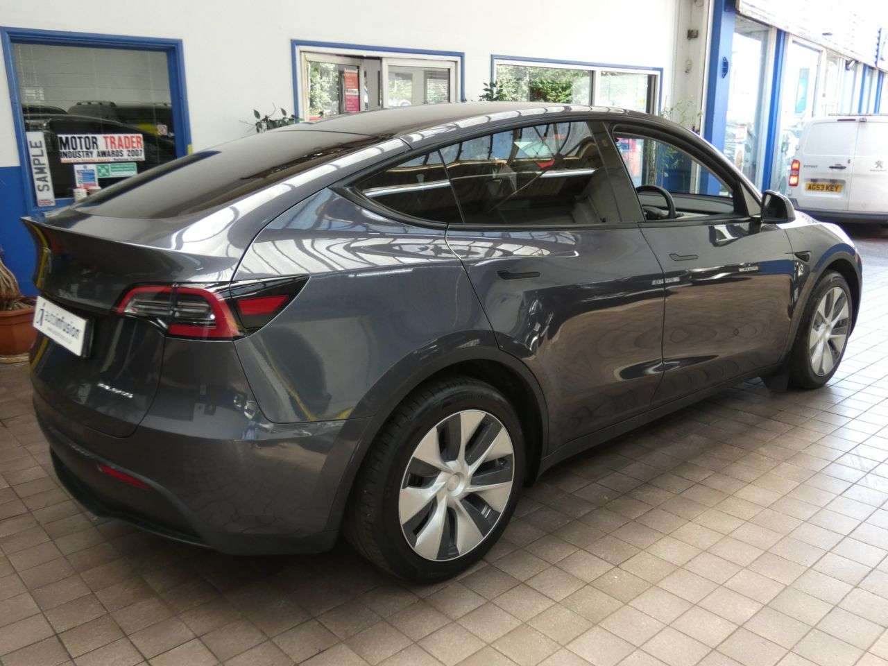 2022 TESLA MODEL Y 2022 TESLA MODEL Y