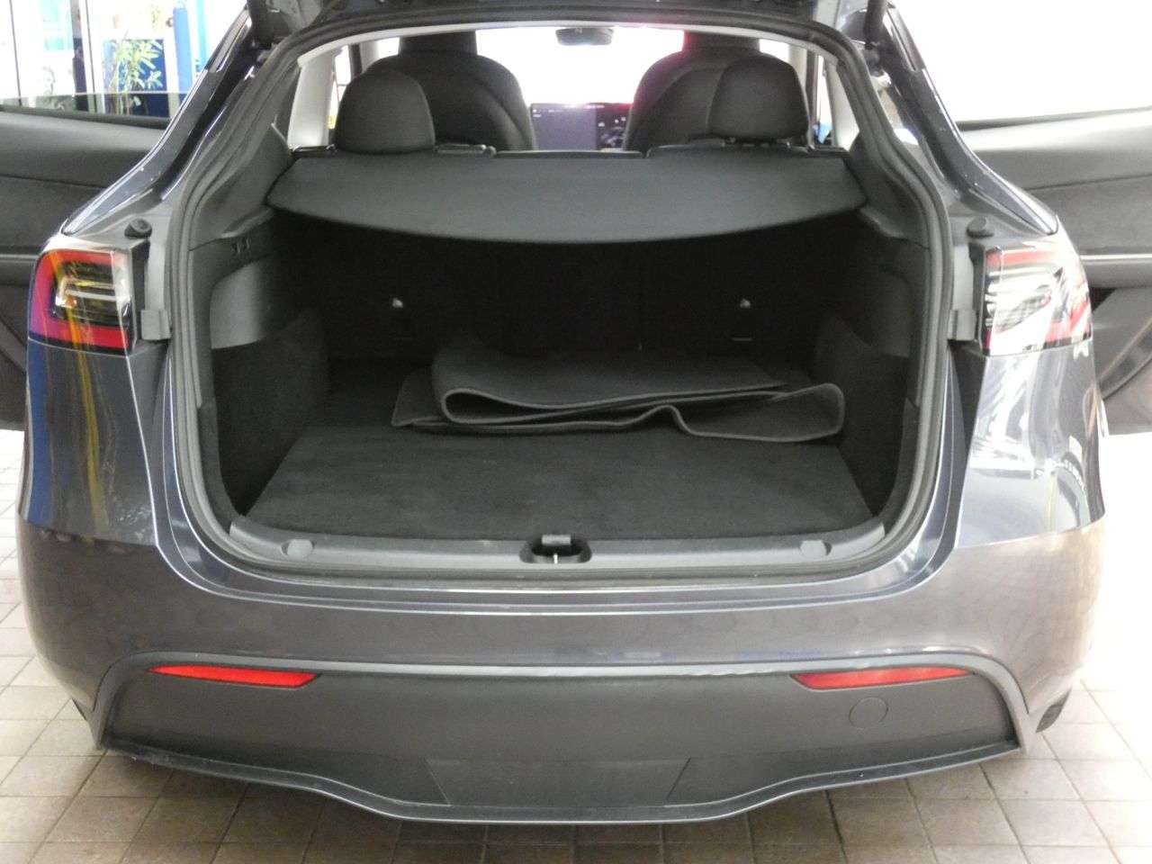 2022 TESLA MODEL Y 2022 TESLA MODEL Y