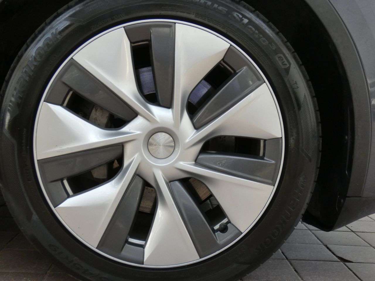 2022 TESLA MODEL Y 2022 TESLA MODEL Y