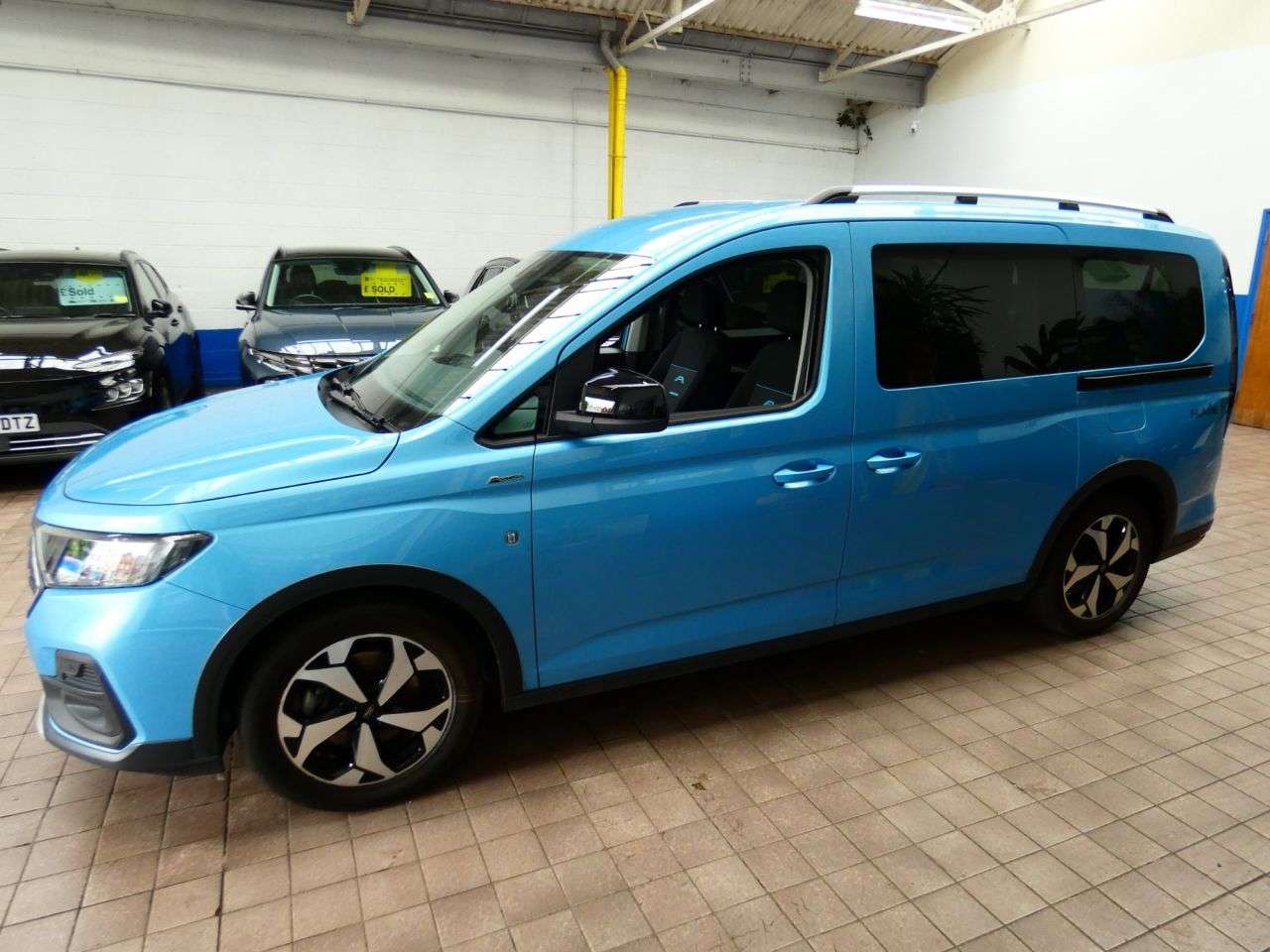 2023 FORD GRAND TOURNEO CONNECT 2023 FORD GRAND TOURNEO CONNECT