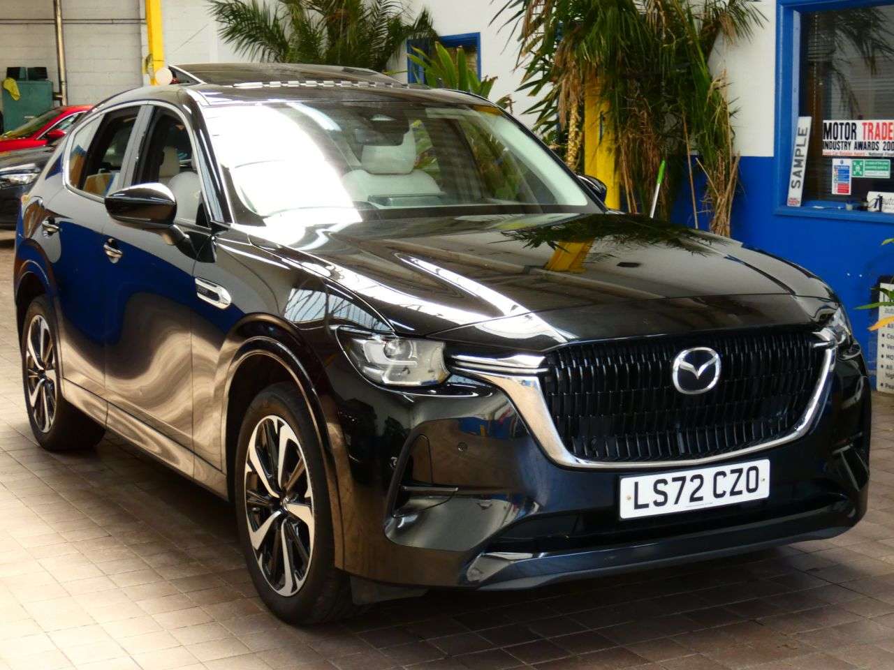 A 2023 MAZDA CX-60 2.5 e-SKYACTIV 17.8kWh Takumi SUV 5dr Petrol Plug-in Hybrid Auto 4WD Euro 6 A 2023 MAZDA CX-60 2.5 e-SKYACTIV 17.8kWh Takumi SUV 5dr Petrol Plug-in Hybrid Auto 4WD Euro 6