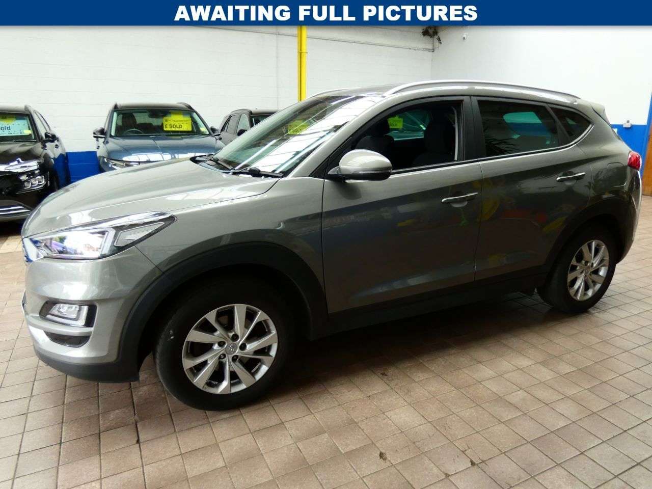 A 2019 HYUNDAI TUCSON 1.6 GDi SE Nav SUV 5dr Petrol Manual Euro 6 (s/s) (132 ps) 2 OWNERS 5 HYUND A 2019 HYUNDAI TUCSON 1.6 GDi SE Nav SUV 5dr Petrol Manual Euro 6 (s/s) (132 ps) 2 OWNERS 5 HYUND