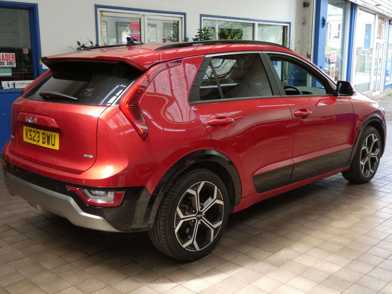 2023 KIA NIRO 2023 KIA NIRO