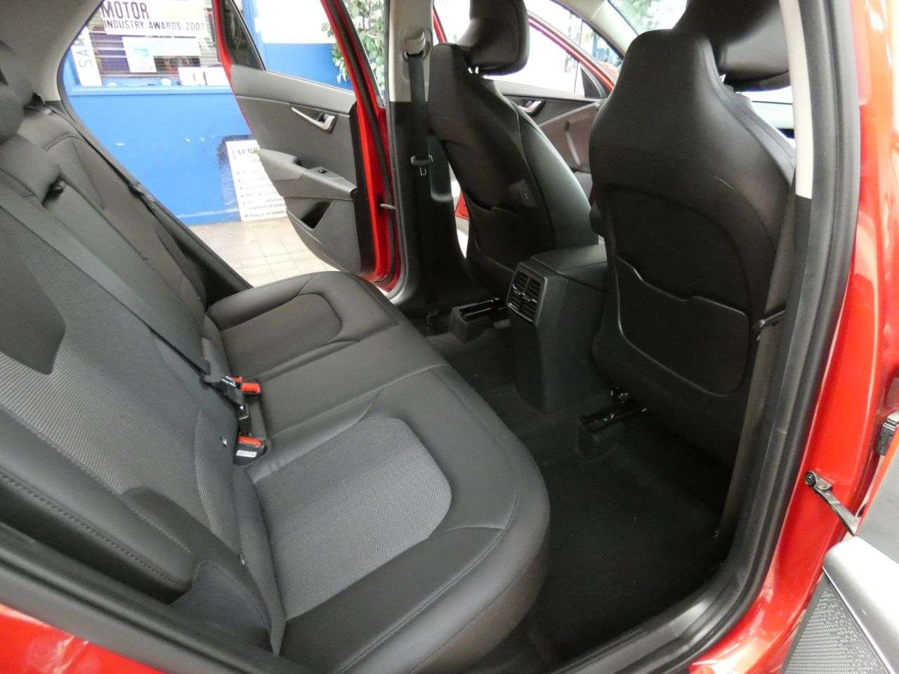 2023 KIA NIRO 2023 KIA NIRO