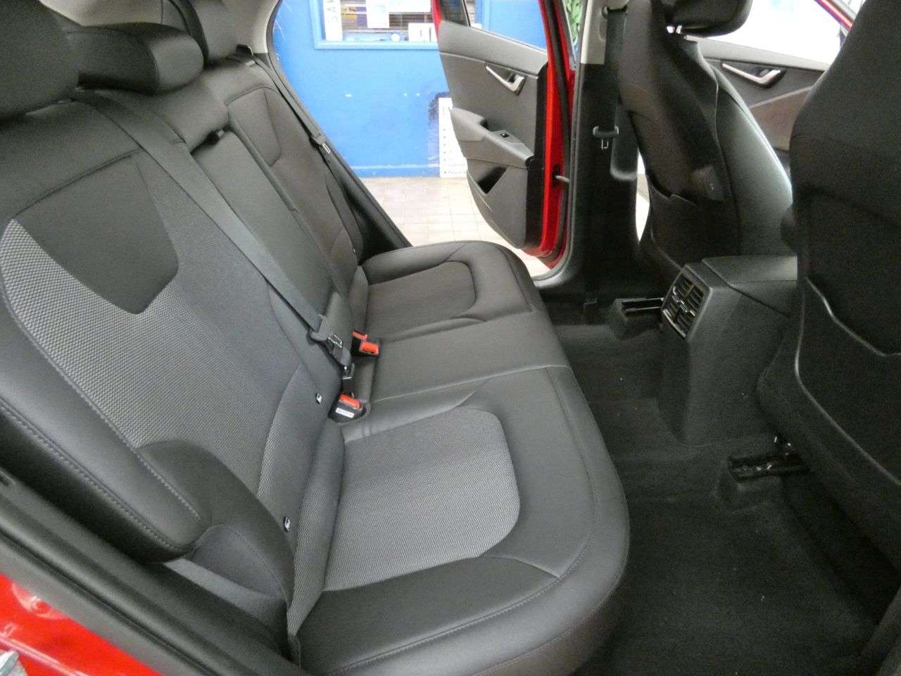 2023 KIA NIRO 2023 KIA NIRO