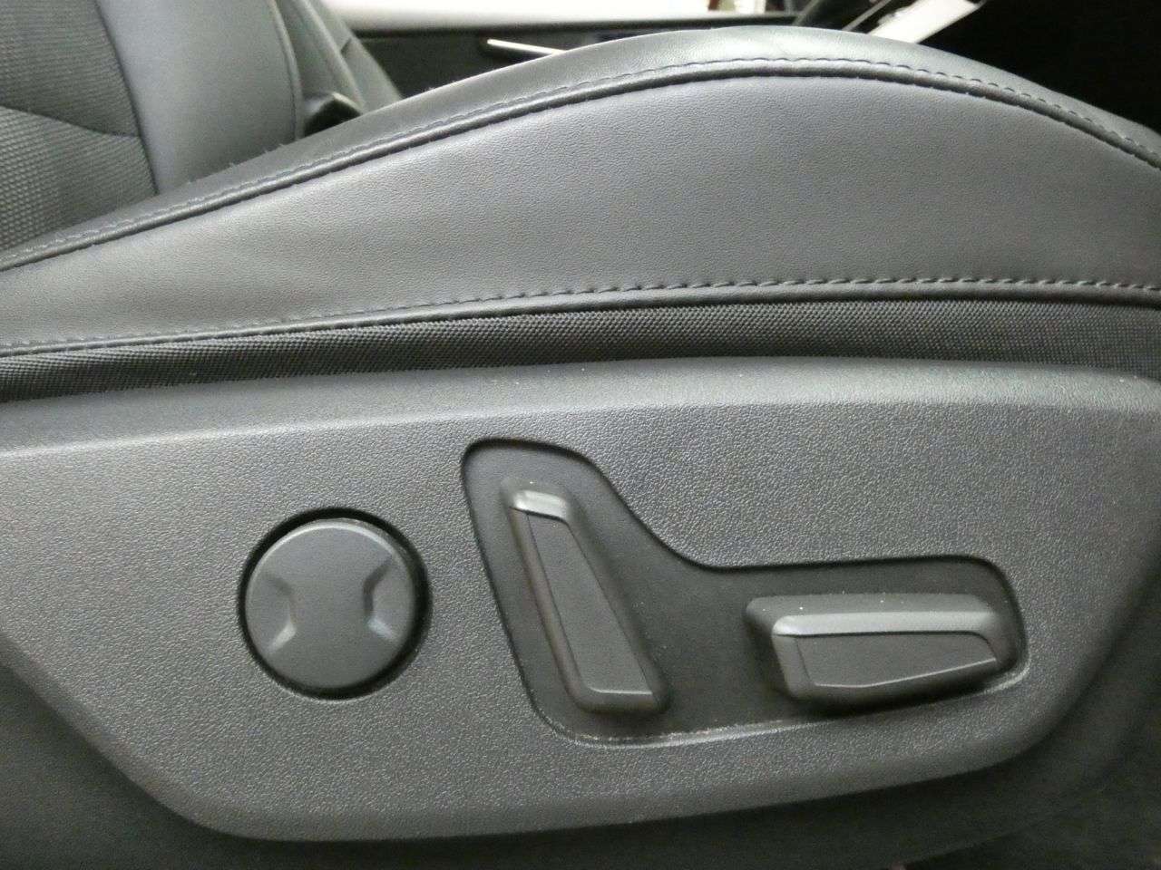 2023 KIA NIRO 2023 KIA NIRO