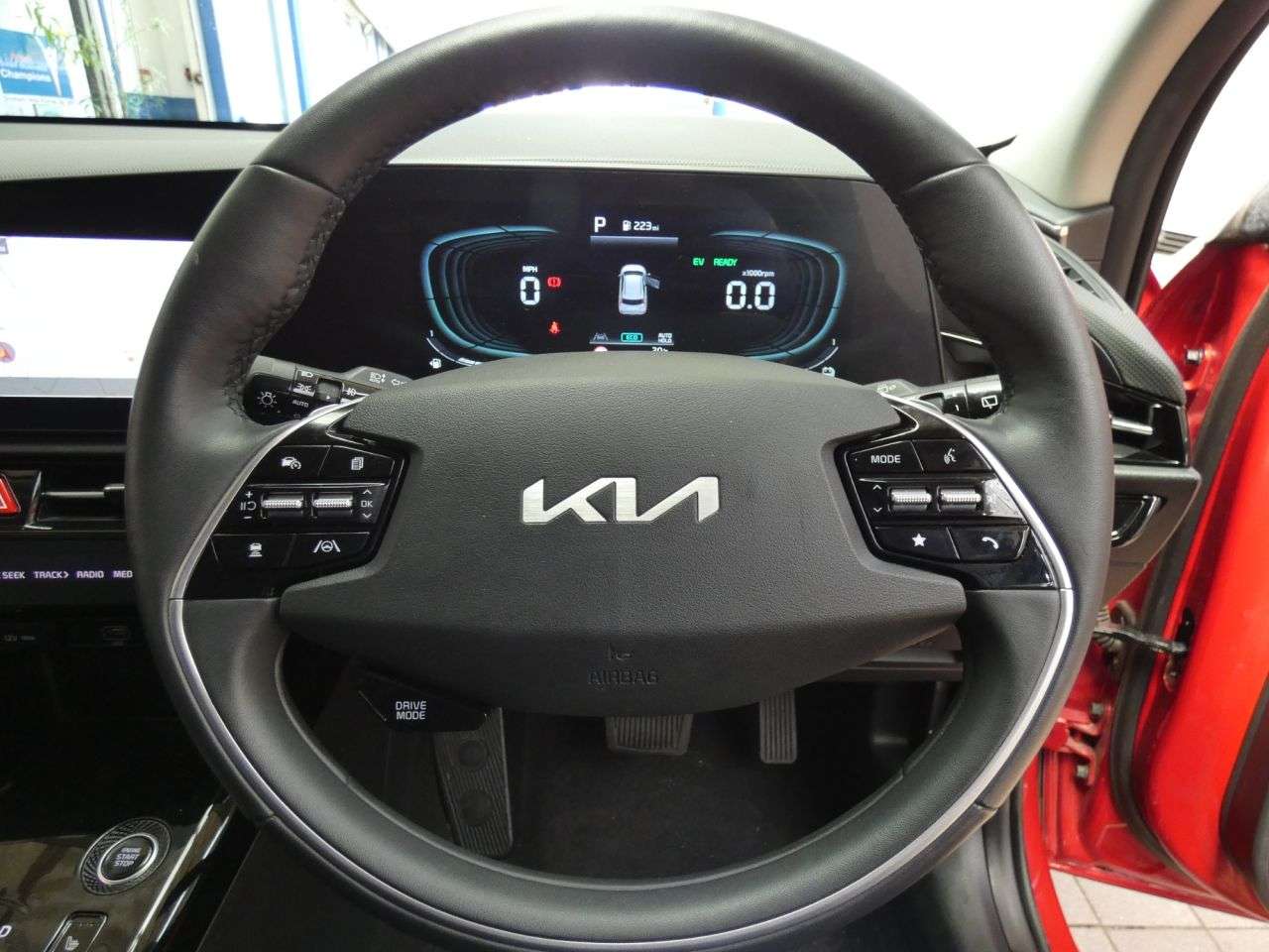 2023 KIA NIRO 2023 KIA NIRO