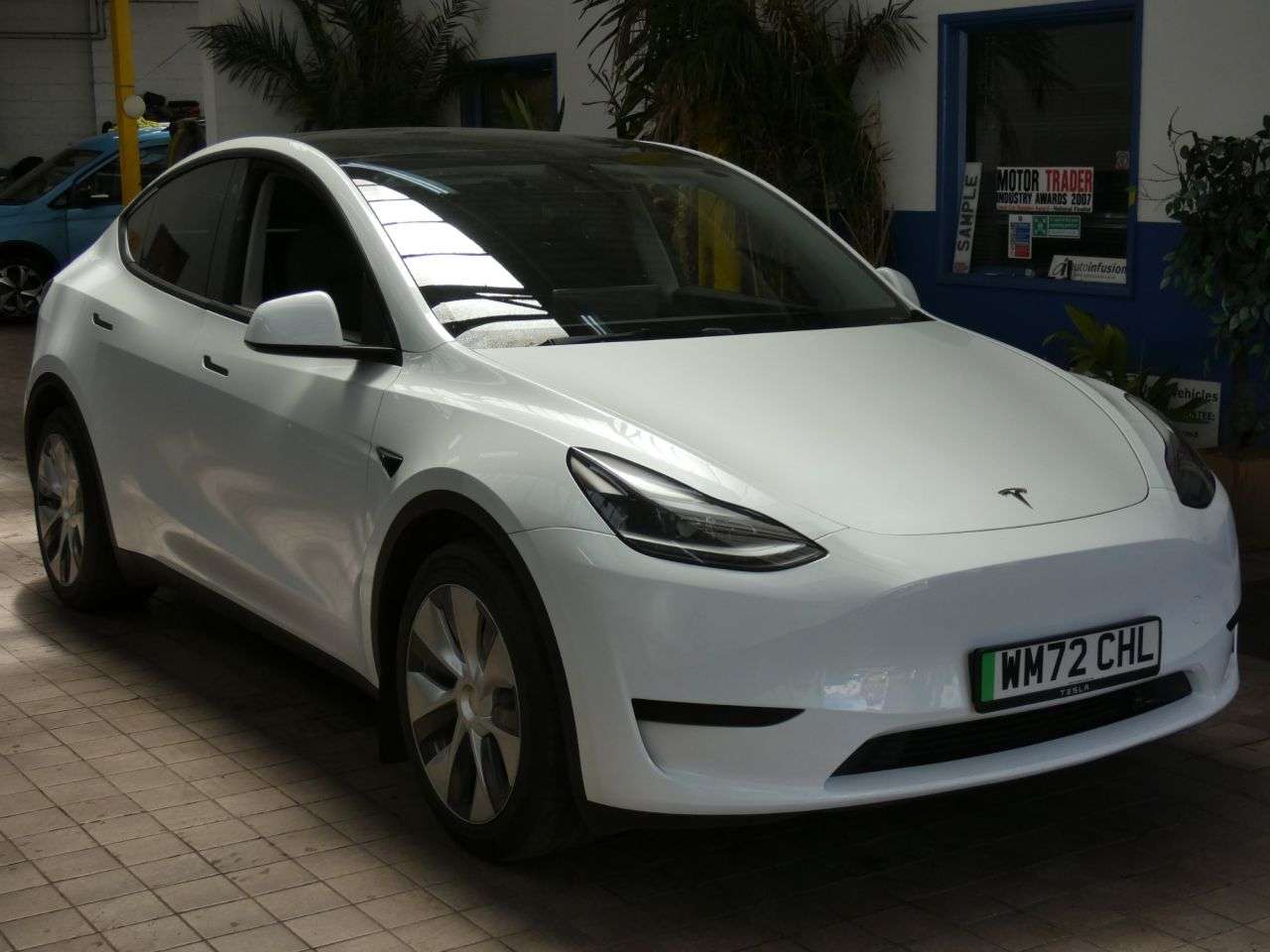 A 2022 TESLA MODEL Y SUV 5dr Electric Auto RWD (346 ps) GENUINE LOW MILES 1 OWNER WARRANTY A 2022 TESLA MODEL Y SUV 5dr Electric Auto RWD (346 ps) GENUINE LOW MILES 1 OWNER WARRANTY
