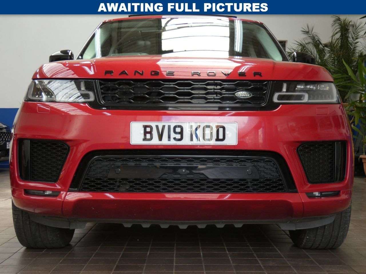 A 2019 LAND ROVER RANGE ROVER SPORT 2.0 P400e 13.1kWh HSE GPF Dynamic SUV 5dr Petrol Plug-in Hybrid Auto 4WD Eu A 2019 LAND ROVER RANGE ROVER SPORT 2.0 P400e 13.1kWh HSE GPF Dynamic SUV 5dr Petrol Plug-in Hybrid Auto 4WD Eu