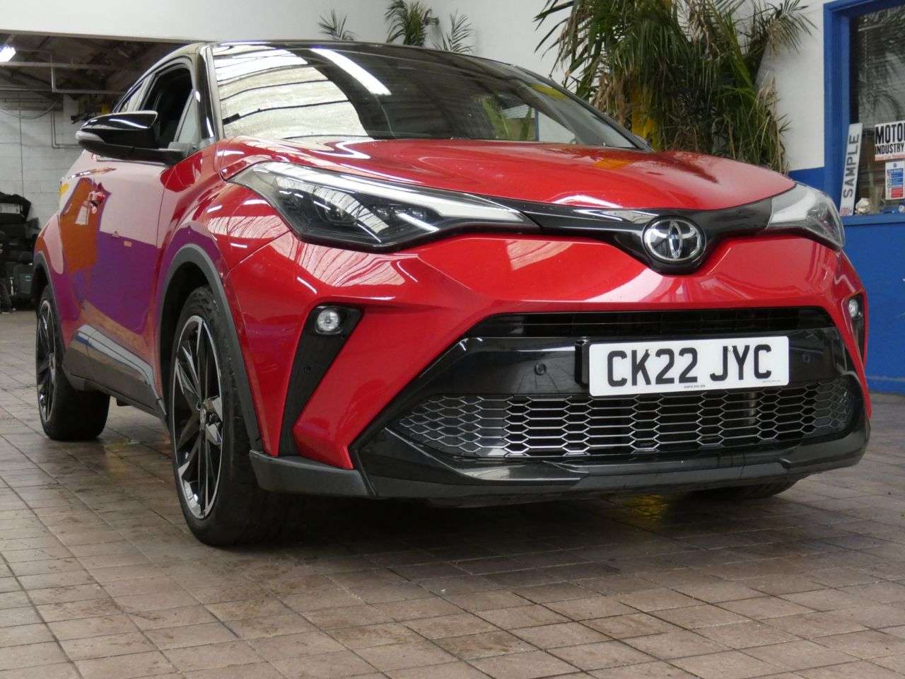 2022 TOYOTA C-HR 2022 TOYOTA C-HR