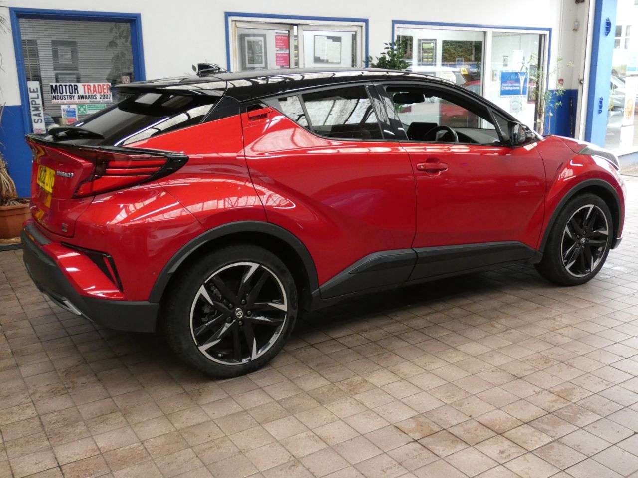 2022 TOYOTA C-HR 2022 TOYOTA C-HR