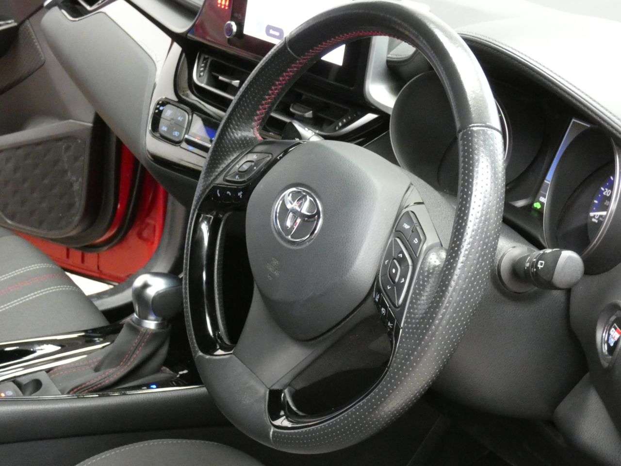 2022 TOYOTA C-HR 2022 TOYOTA C-HR
