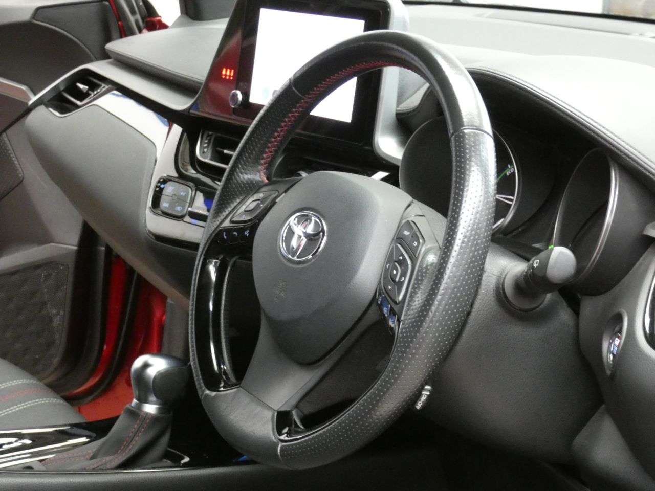 2022 TOYOTA C-HR 2022 TOYOTA C-HR
