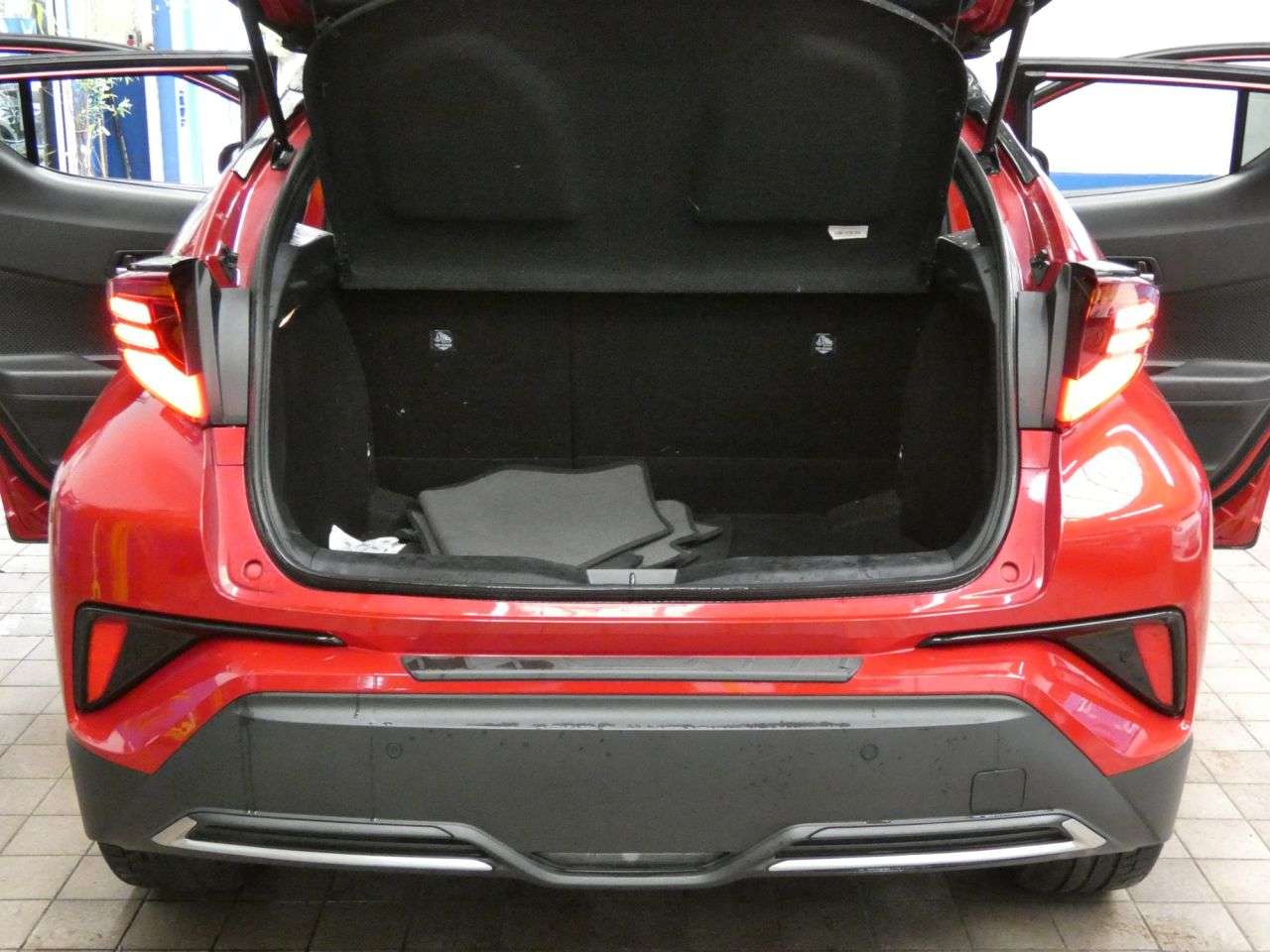 2022 TOYOTA C-HR 2022 TOYOTA C-HR
