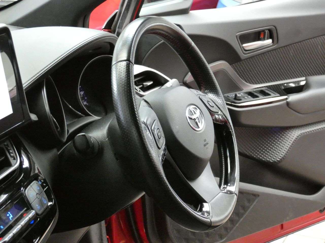 2022 TOYOTA C-HR 2022 TOYOTA C-HR