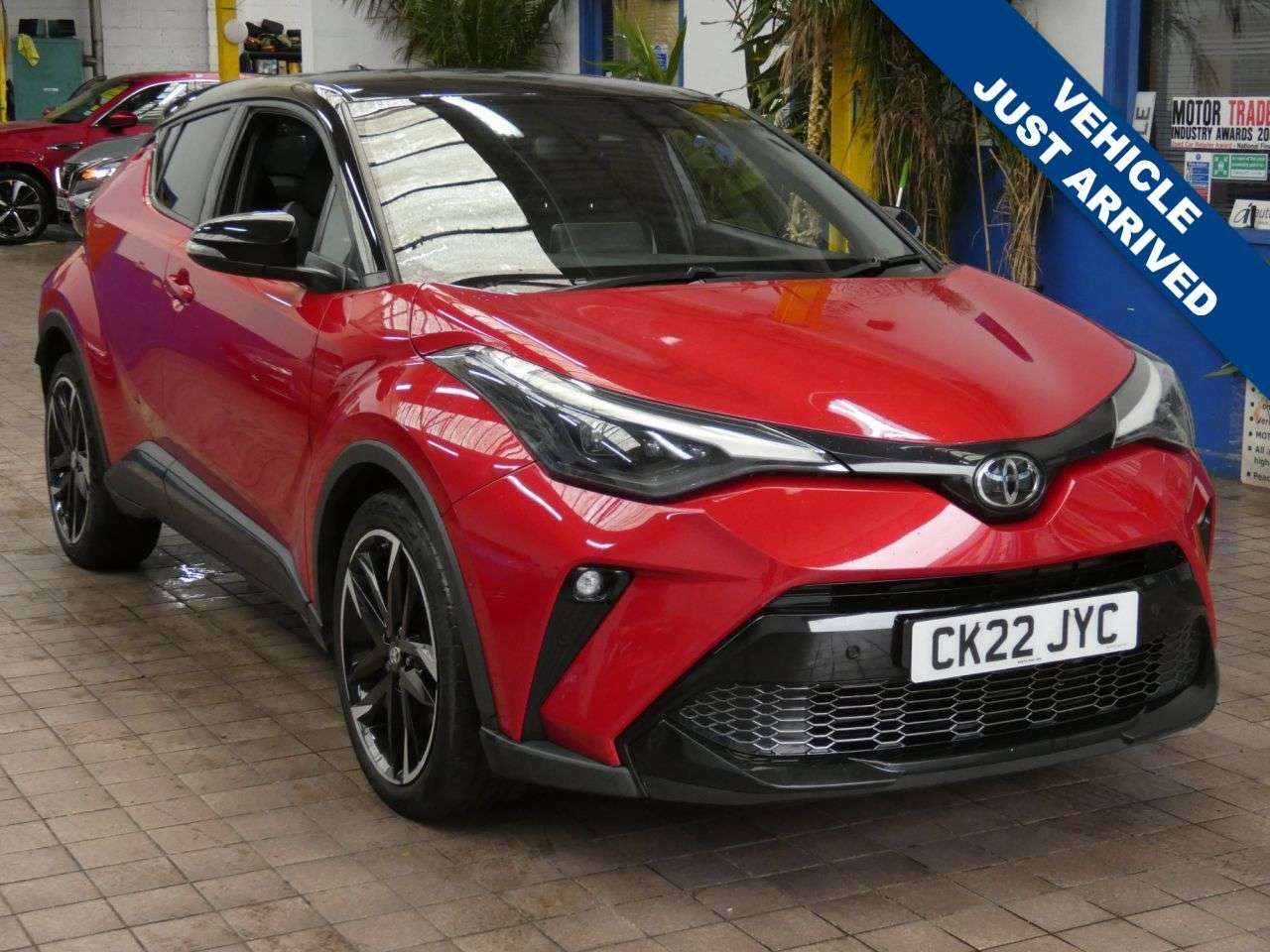 A 2022 TOYOTA C-HR 1.8 VVT-h GR SPORT SUV 5dr Petrol Hybrid CVT Euro 6 (s/s) (122 ps) 1 OWNER A 2022 TOYOTA C-HR 1.8 VVT-h GR SPORT SUV 5dr Petrol Hybrid CVT Euro 6 (s/s) (122 ps) 1 OWNER