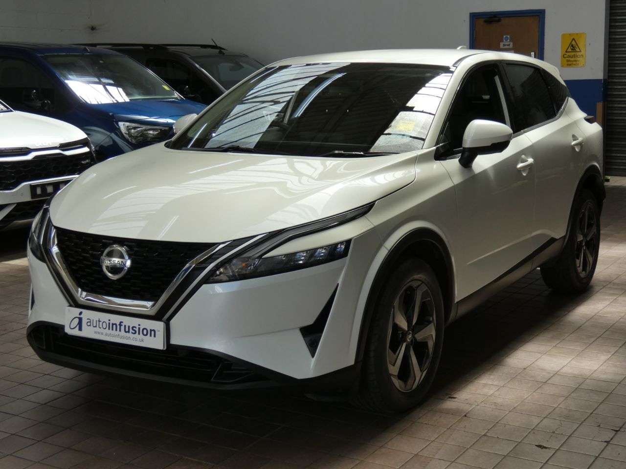 A 2022 NISSAN QASHQAI 1.3 DIG-T MHEV N-Connecta SUV 5dr Petrol Hybrid XTRON Euro 6 (s/s) (158 ps) A 2022 NISSAN QASHQAI 1.3 DIG-T MHEV N-Connecta SUV 5dr Petrol Hybrid XTRON Euro 6 (s/s) (158 ps)