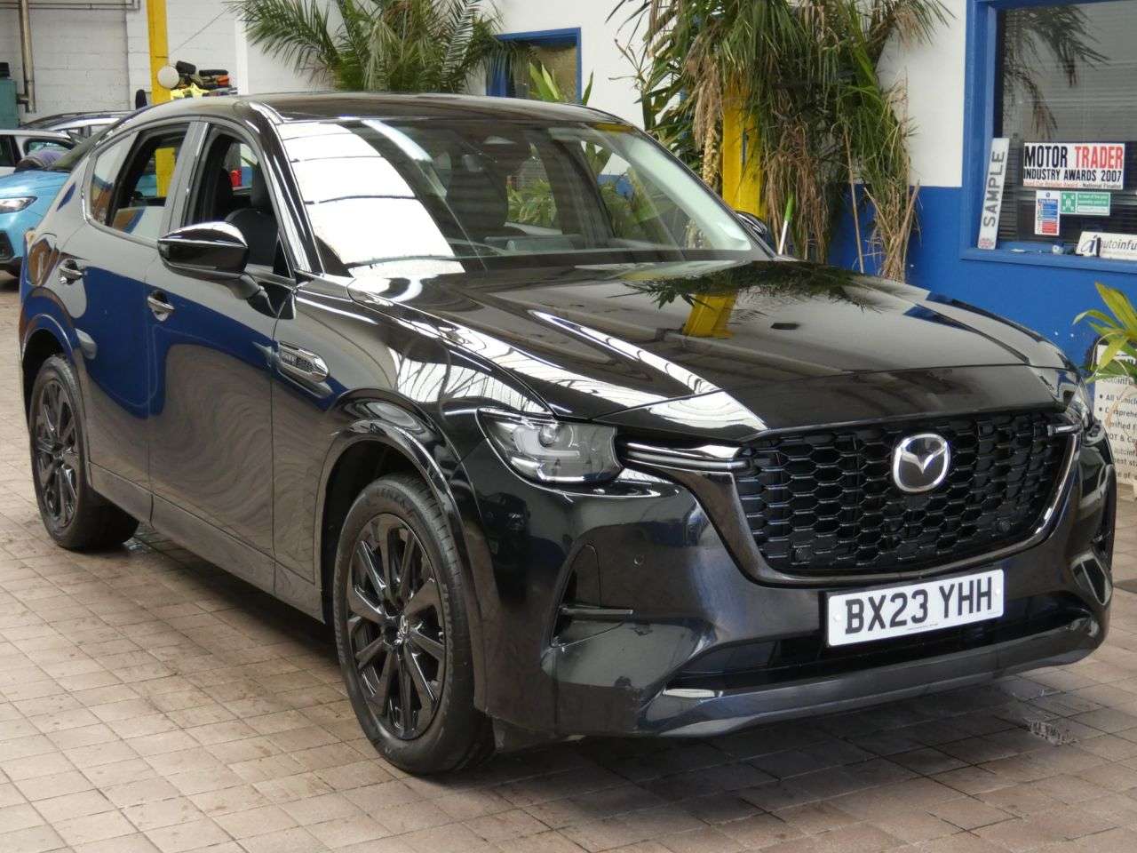 A 2023 MAZDA CX-60 2.5 e-SKYACTIV 17.8kWh Homura SUV 5dr Petrol Plug-in Hybrid Auto 4WD Euro 6 A 2023 MAZDA CX-60 2.5 e-SKYACTIV 17.8kWh Homura SUV 5dr Petrol Plug-in Hybrid Auto 4WD Euro 6
