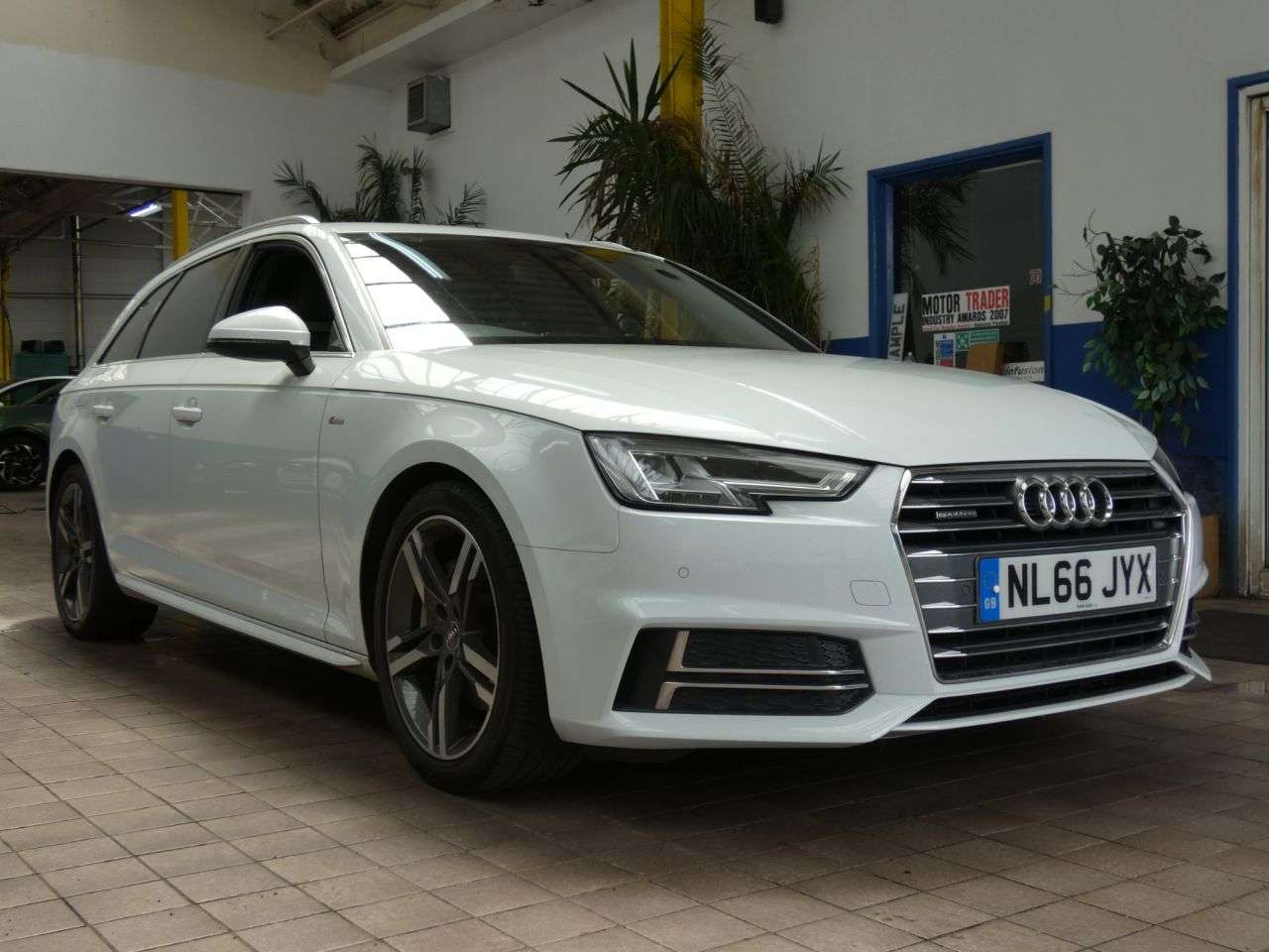 2016 AUDI A4 AVANT 2016 AUDI A4 AVANT